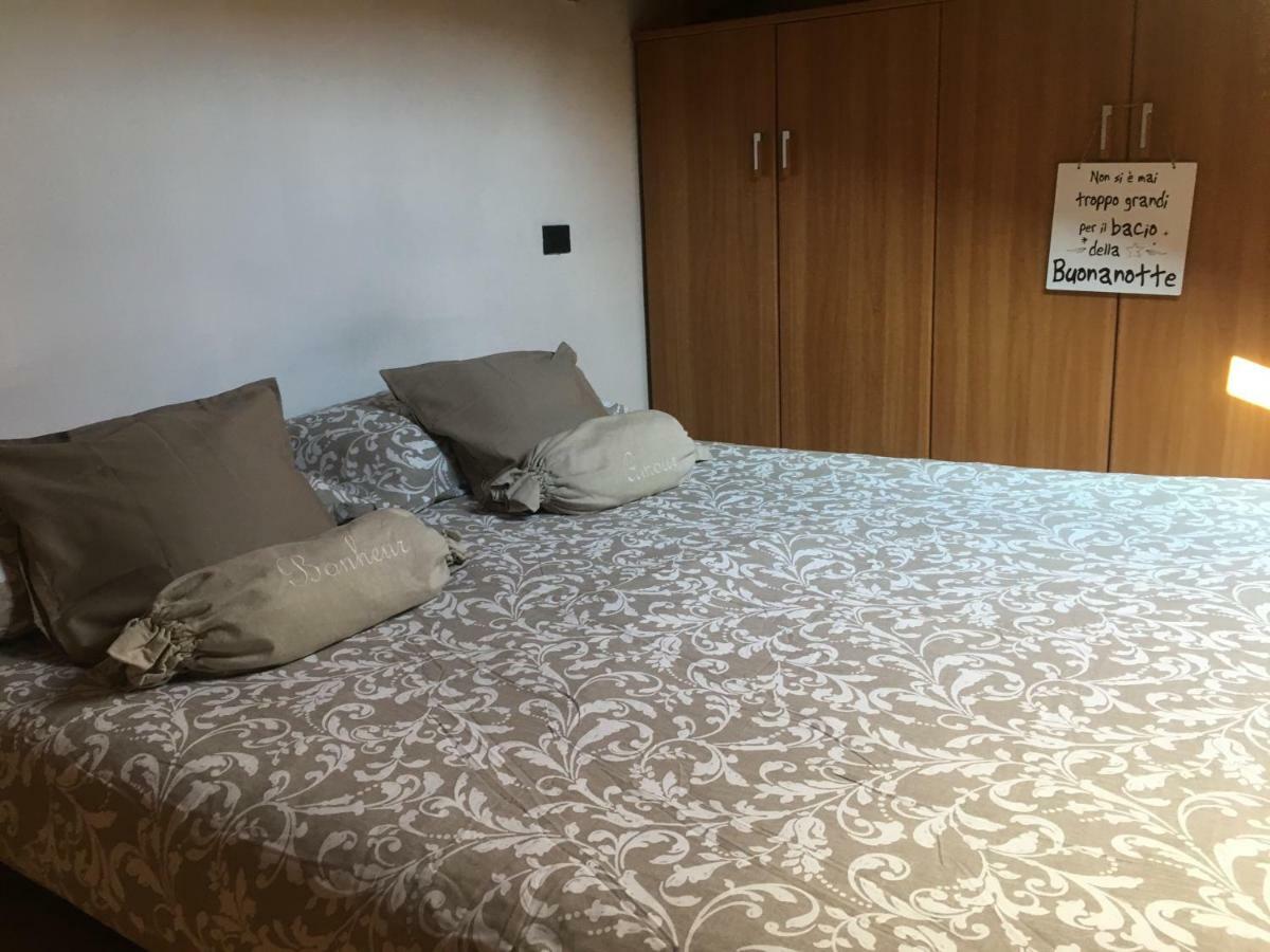 Apartamento La Casa Rustica Di Ale E Becky Bérgamo Exterior foto